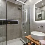 Adell Luxury *