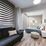 Adell Luxury