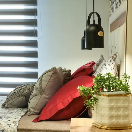 Adell Luxury Apartment