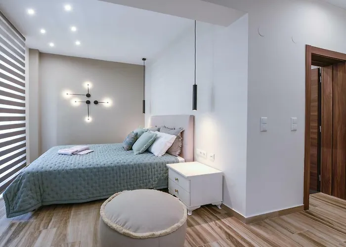 Adell Luxury Apartment