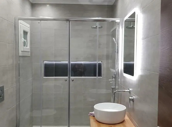 Adell Luxury Apartment *